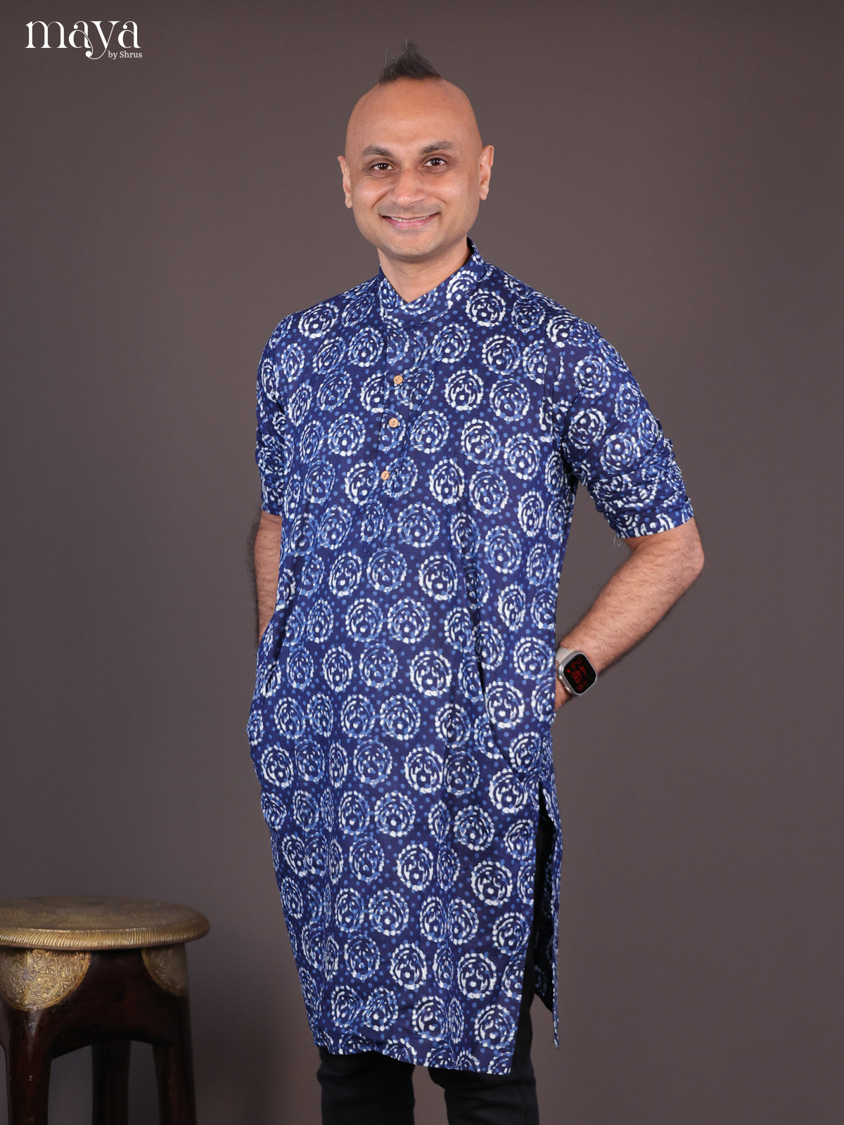 Blue Cotton Batik Printed Long Men Kurta