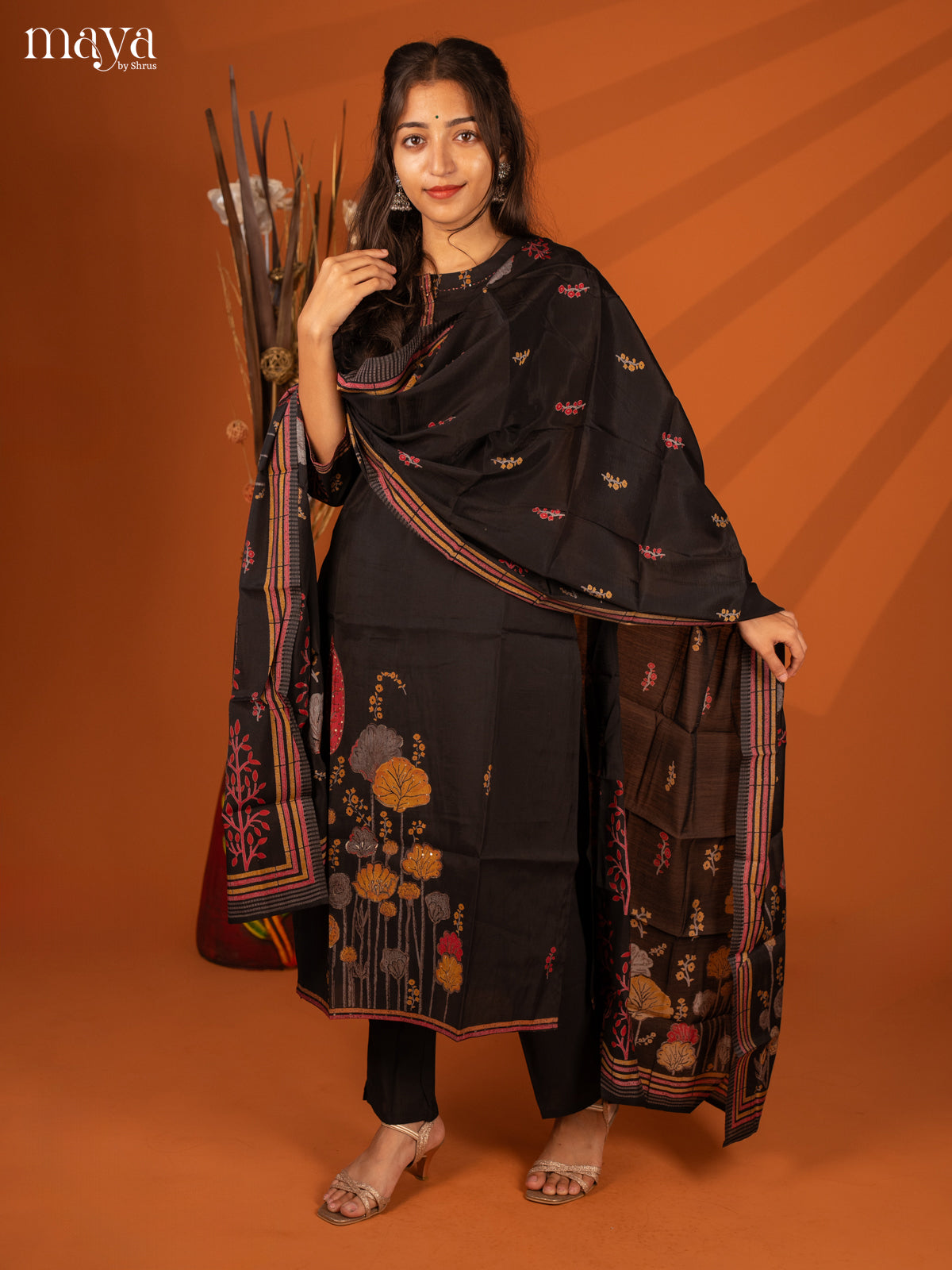 Embroidered Semi Georgette Black 3Pc Salwar Suit- Top, Bottom & Dupatta