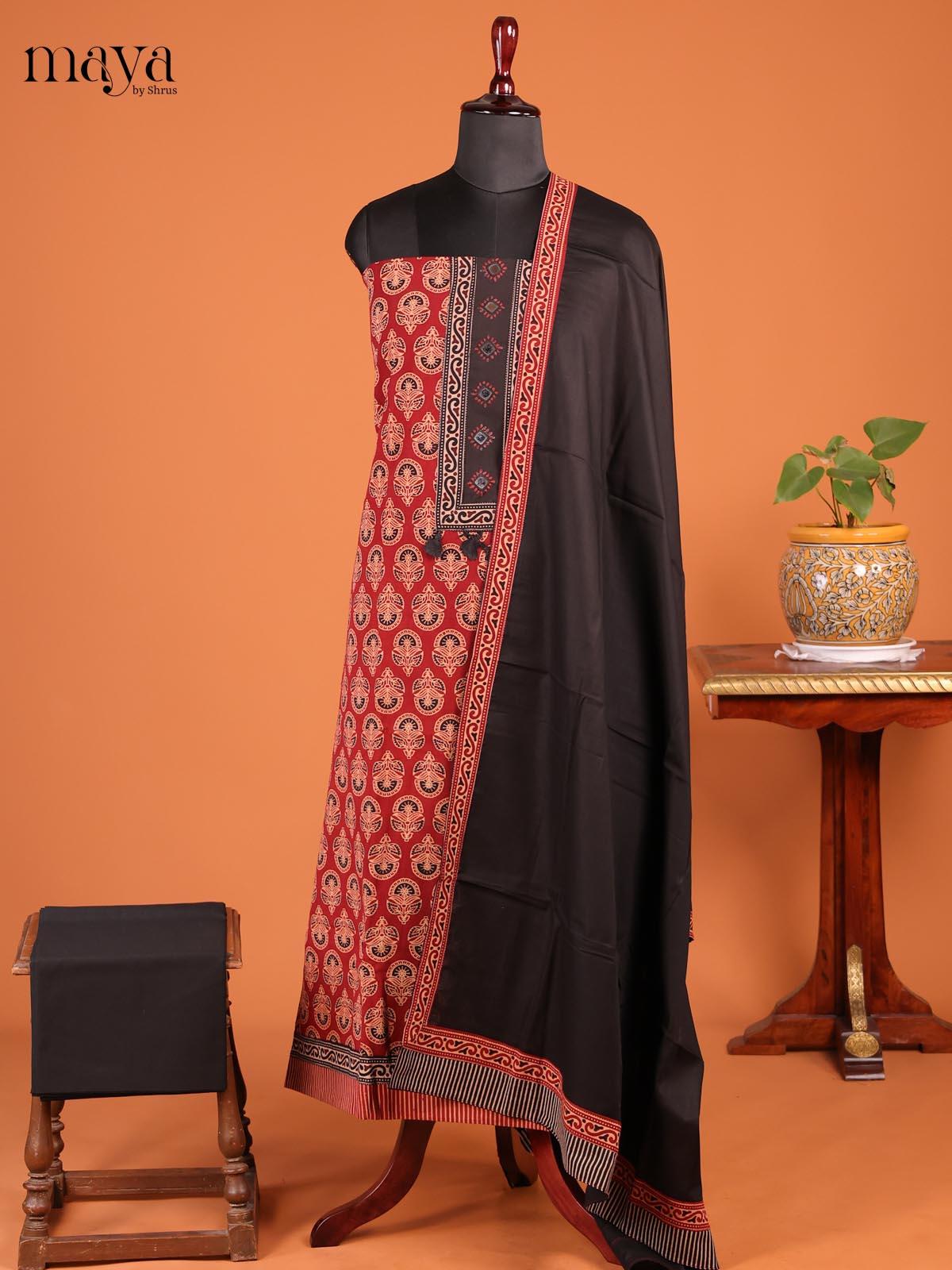 Red & Black MDD21034 - Ajrakh Salwar