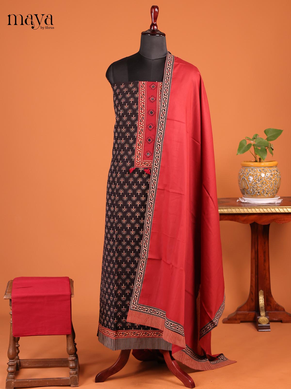 Black & Red - MDD21037 - Ajrakh Salwar