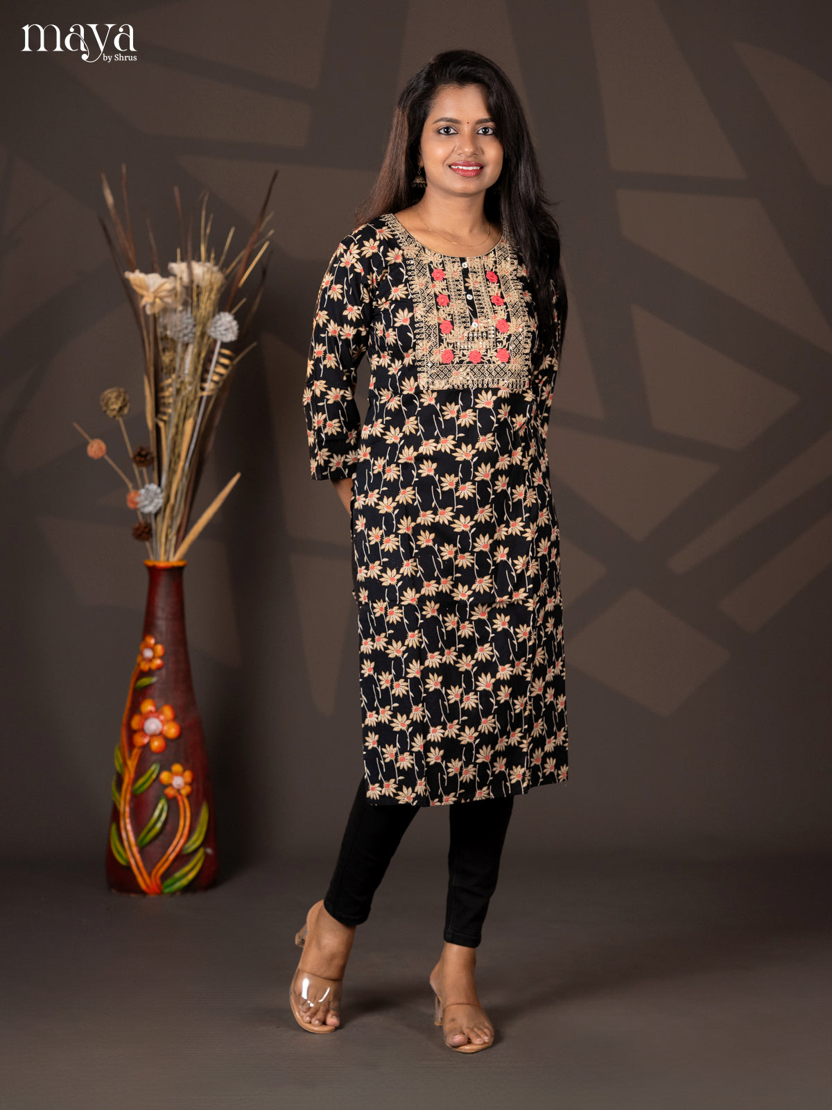 Black Floral printed Cotton Straight Kurti