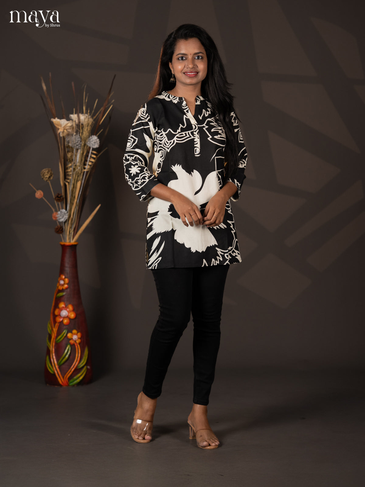 Black Abstract Printed Rayon Short Straight Kurta