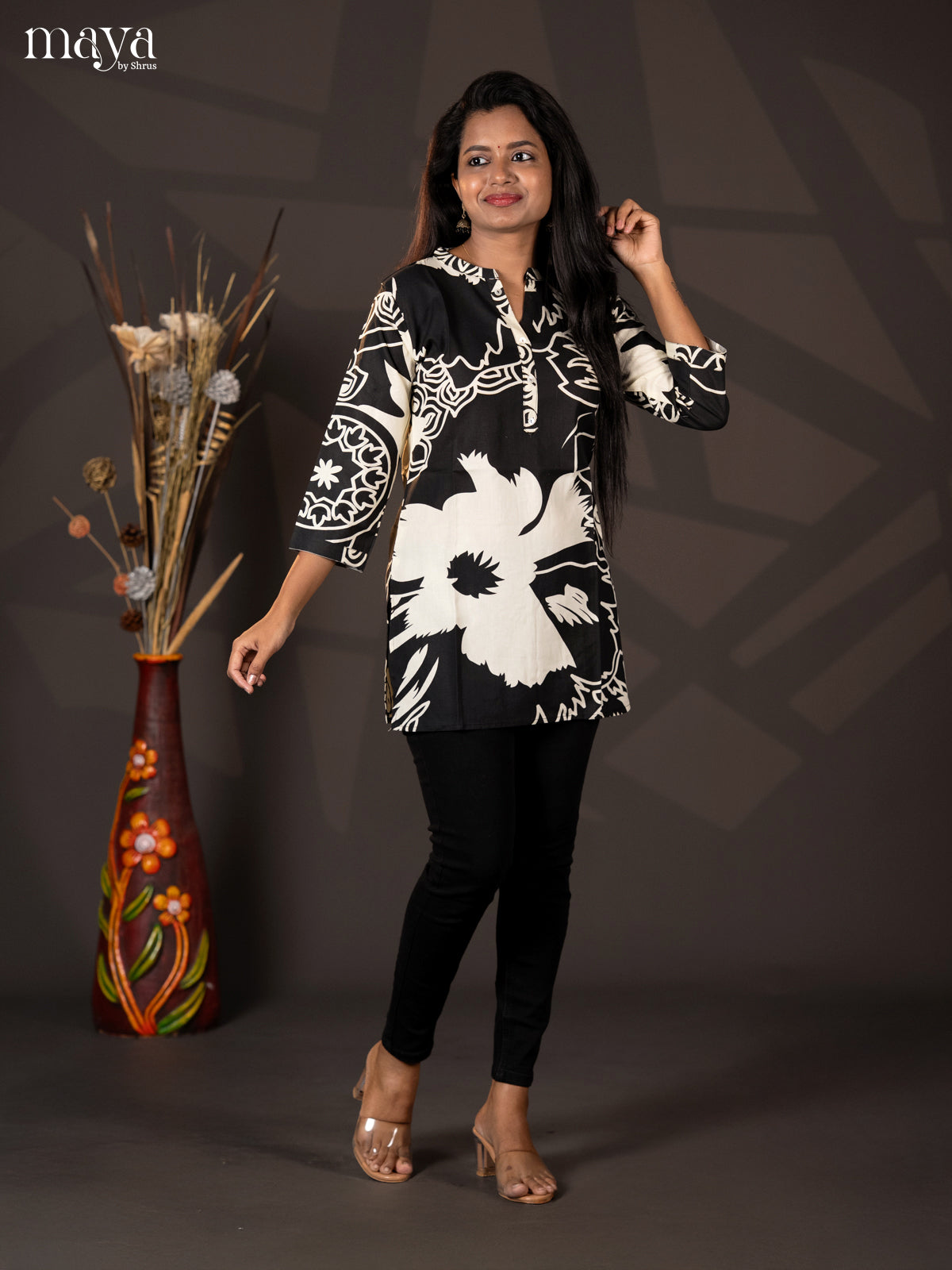 Black Abstract Printed Rayon Short Straight Kurta