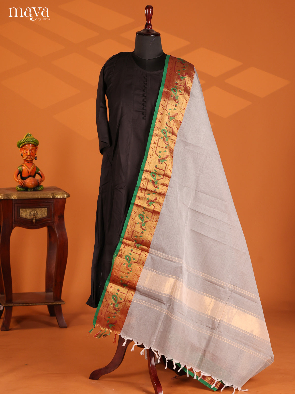 Grey Chettinad cotton Dupatta with contrast Green paithani zari border