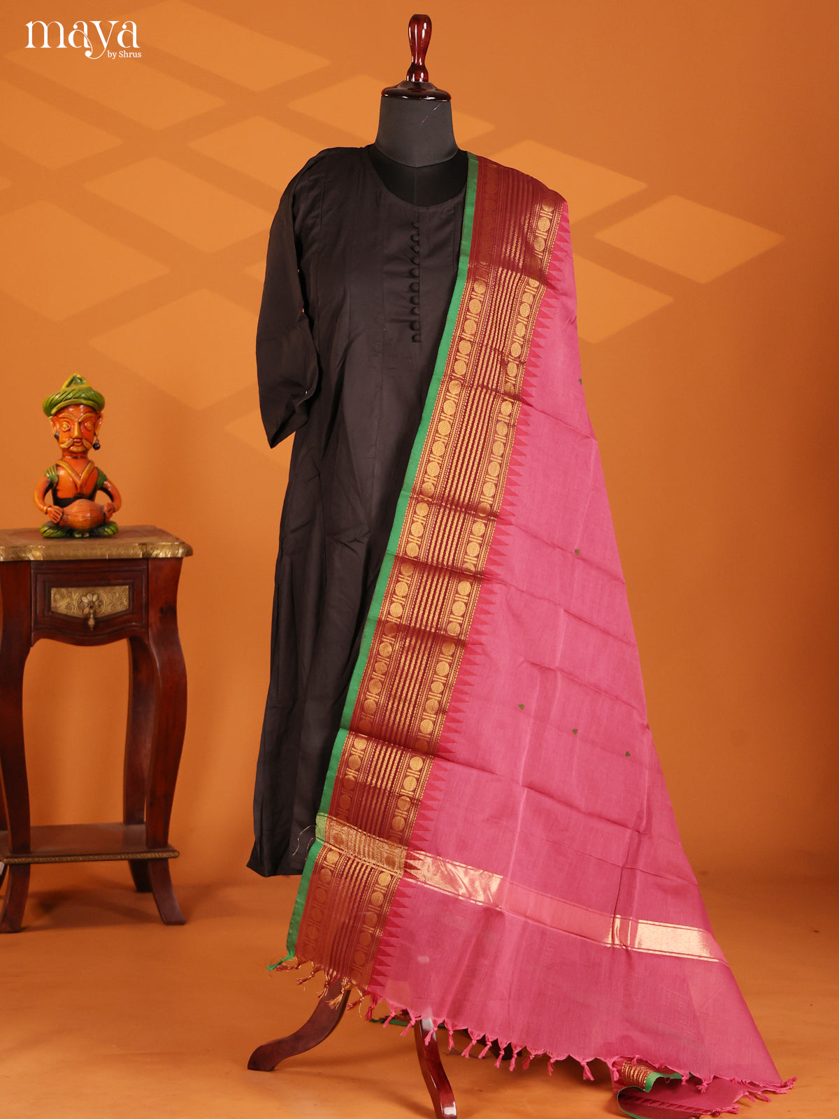 Pink Chettinad Cotton Dupatta with thread buttas , green zari border