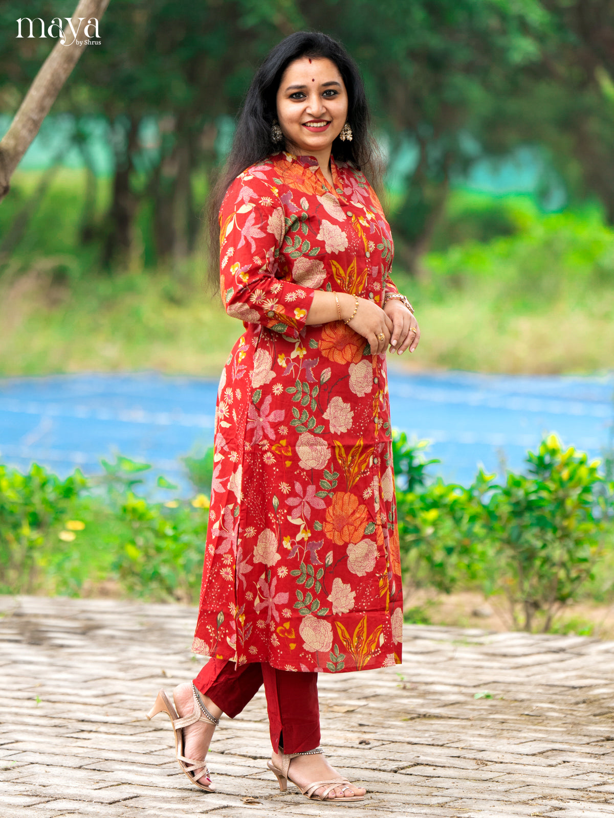 Floral Printed Red Cotton Kurti - Shop on Shrus.com