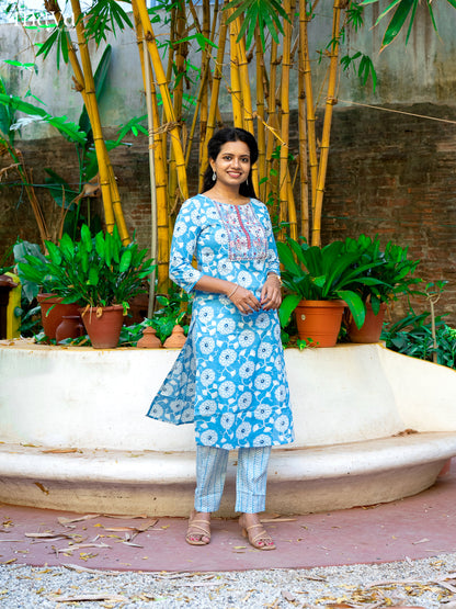 Blue Cotton 2pc Salwar Suit With Floral Print - Top & Bottom