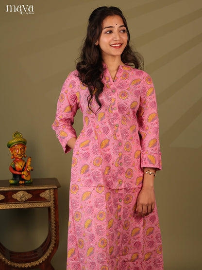 Pink Cotton Floral Print Kurti With Kantha Work