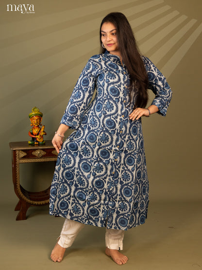 Blue Cotton Floral Print Kurti With Kantha Work