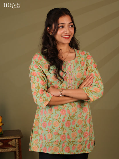 Floral Printed Green Cotton Short Kurti