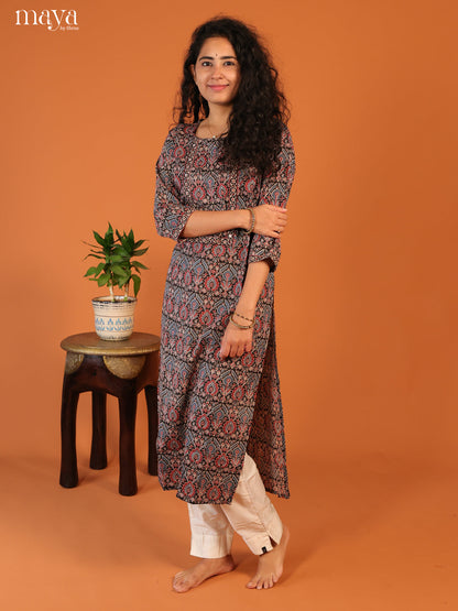Floral Printed Black Cotton Kurti