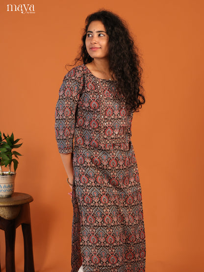 Floral Printed Black Cotton Kurti