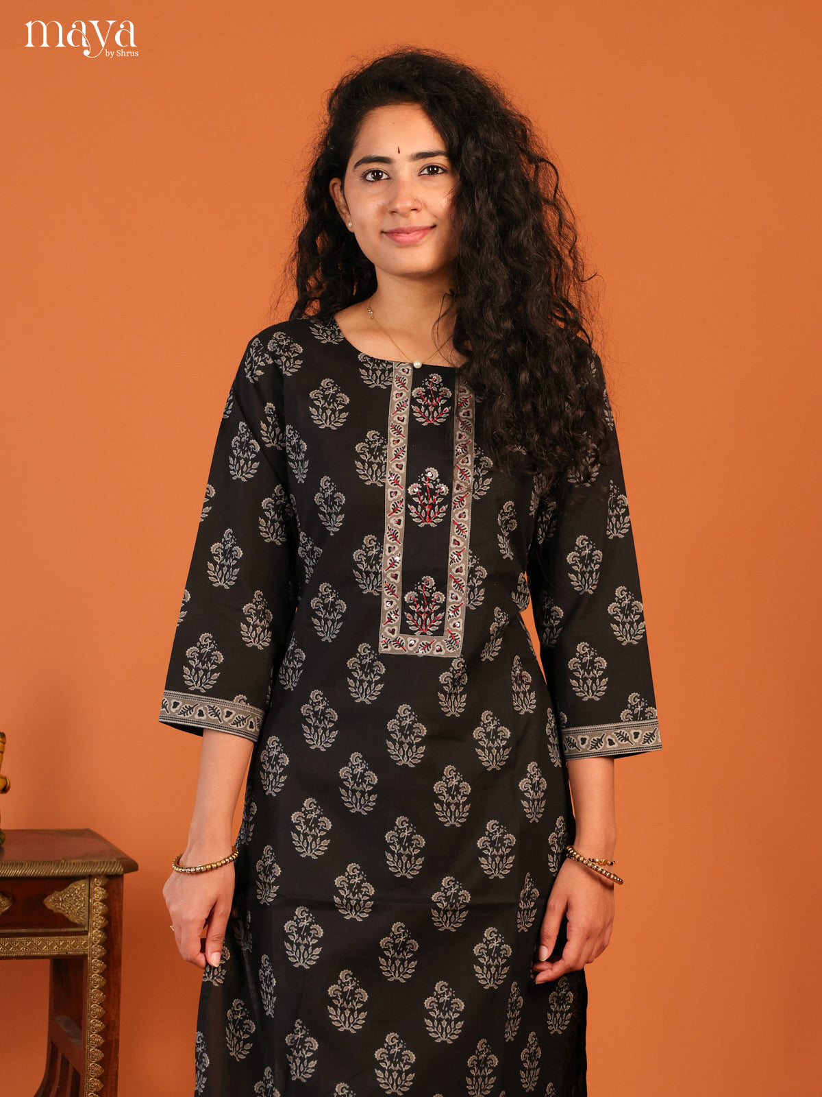 Black Floral Printed Cotton Kurti