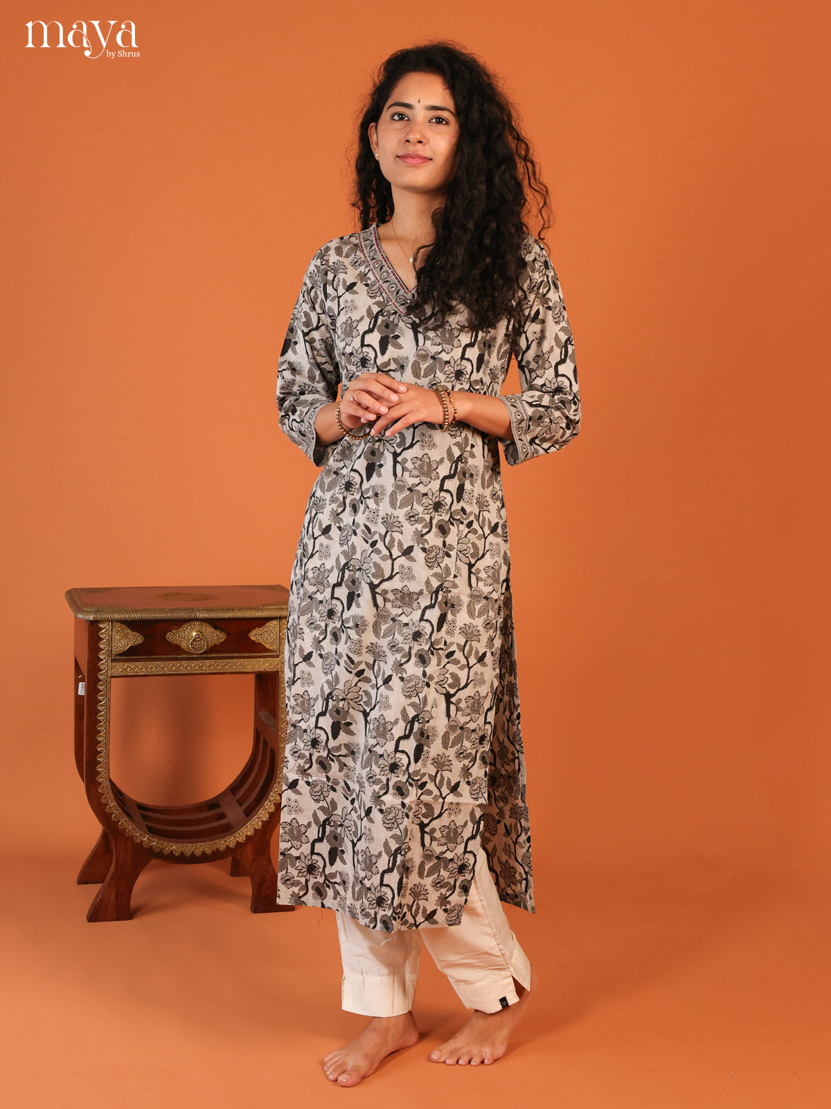 Grey Floral Printed Cotton Kurti