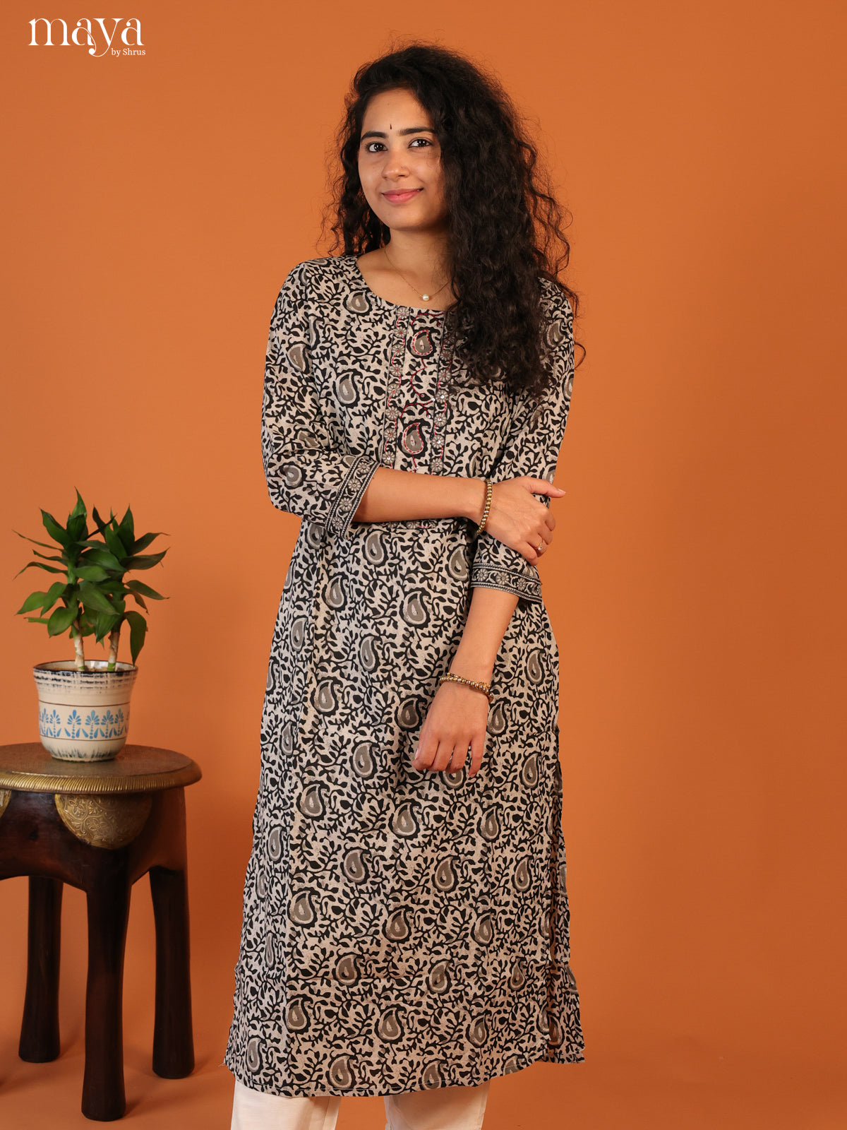Grey Floral Printed Cotton Kurti