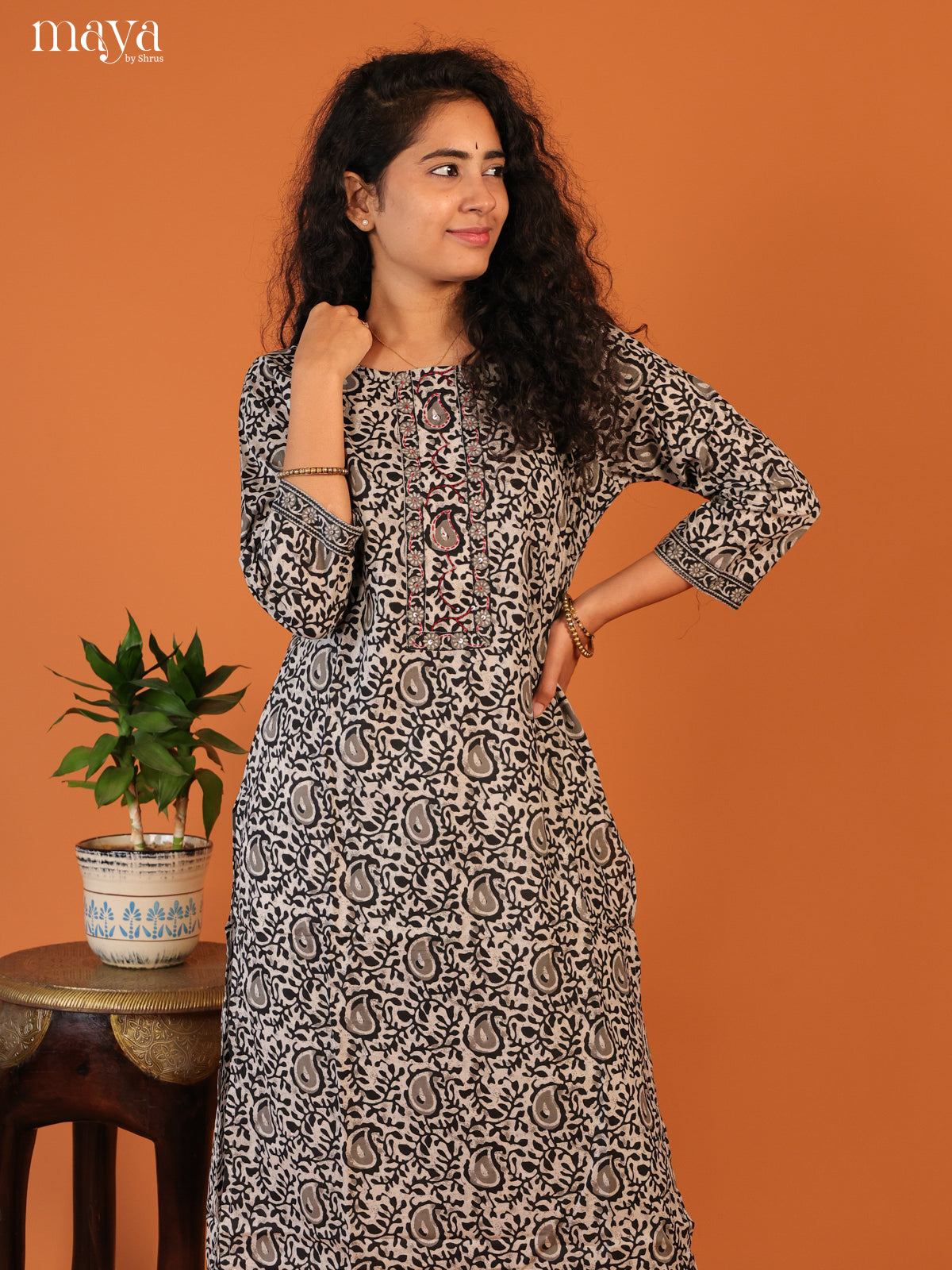 Grey Floral Printed Cotton Kurti