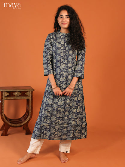 Blue Floral Printed Cotton Kurti