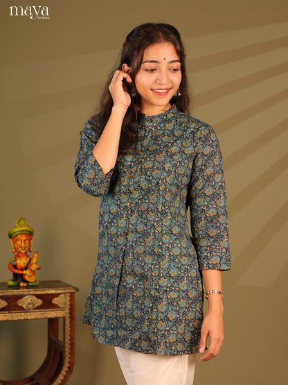 Floral Printed Blue Cotton Short Kurti