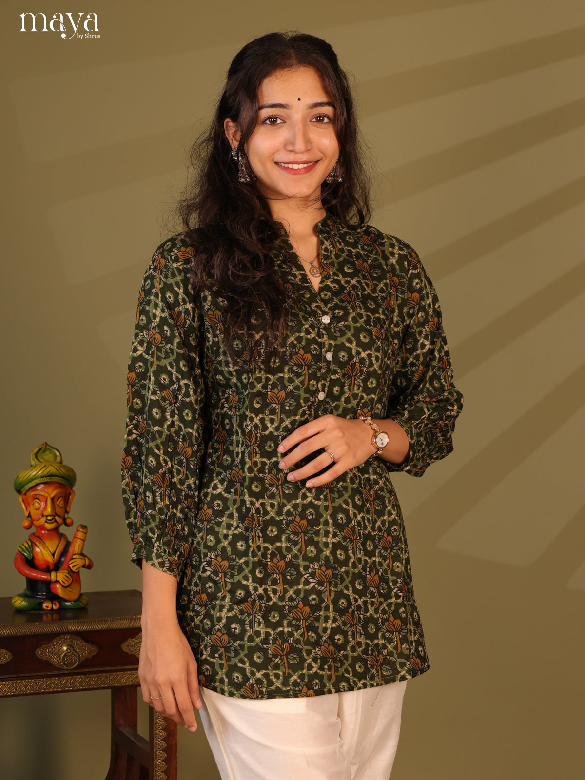 Floral Printed Green Rayon Short Kurti