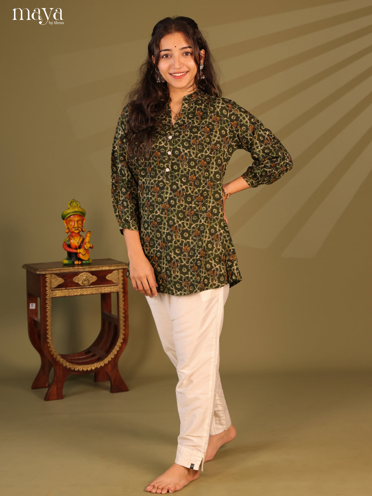 Floral Printed Green Rayon Short Kurti