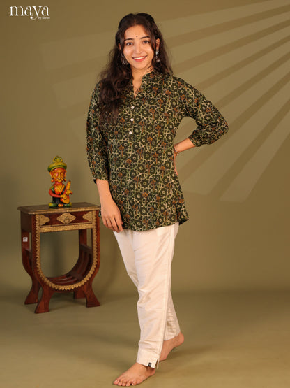 Floral Printed Green Rayon Short Kurti