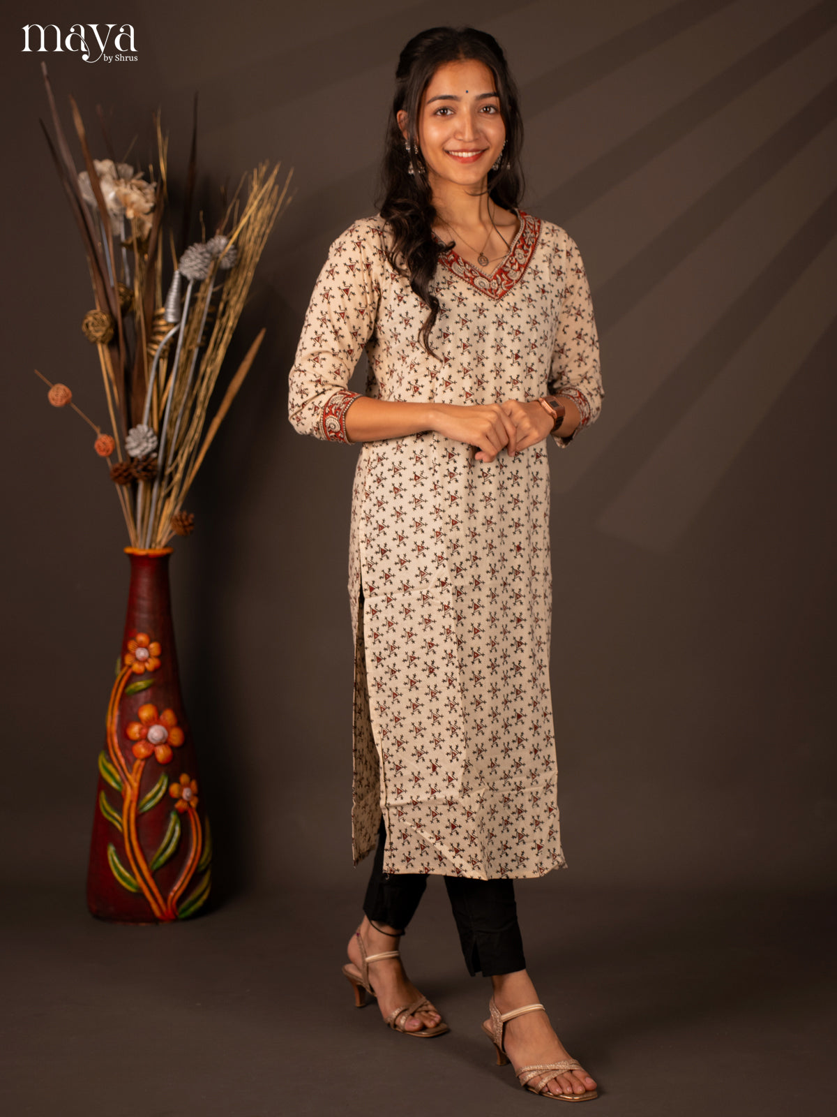 Cream Warli Printed Cotton Kurti