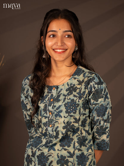 Blue Floral Printed Cotton Kurti