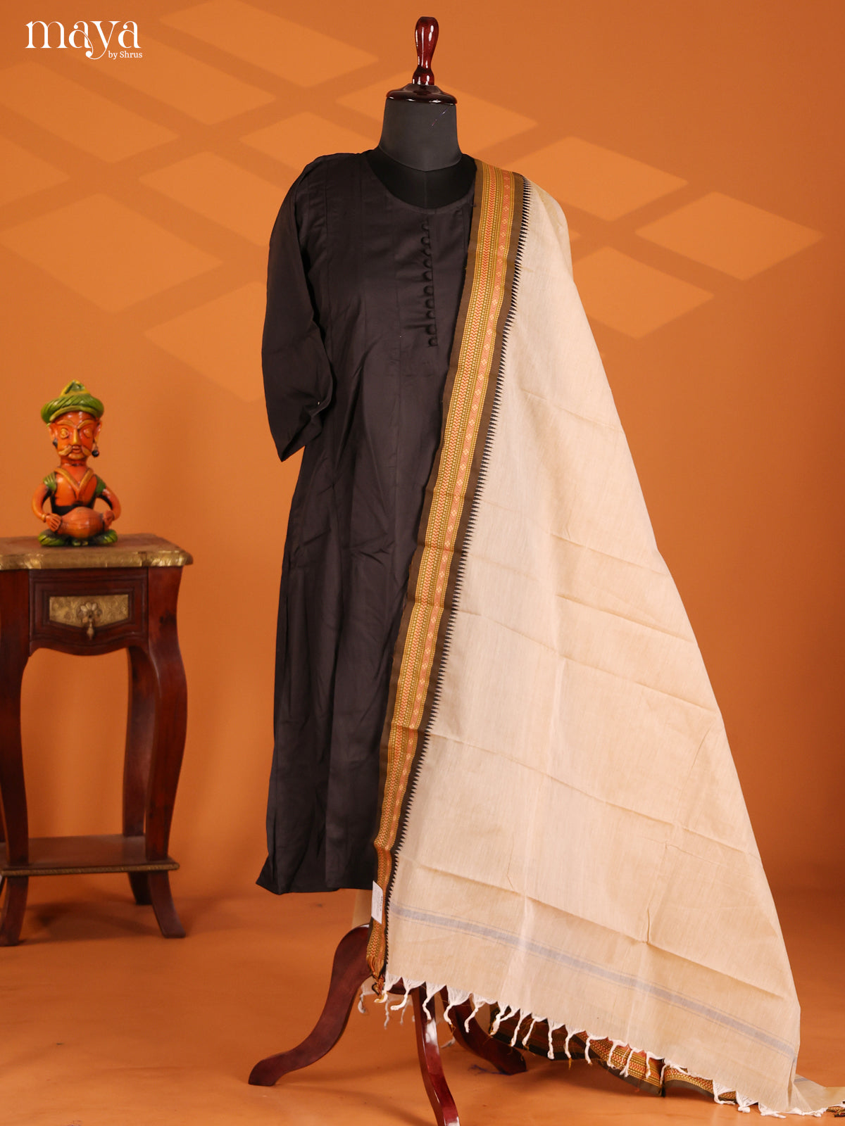 Pretty Cream Chettinad cotton  Dupatta with black zari border