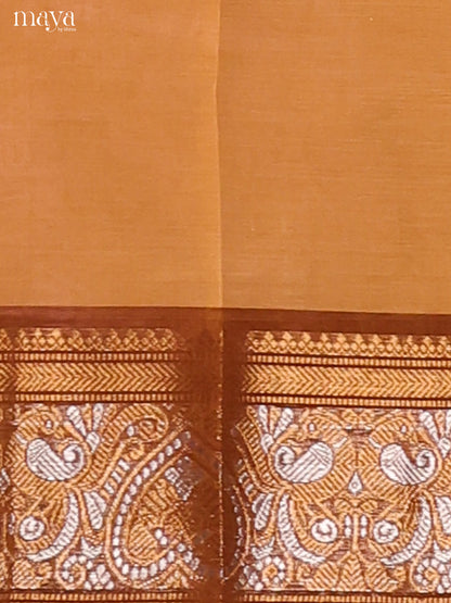 Pretty Beige Dupatta with contrast brown zari border