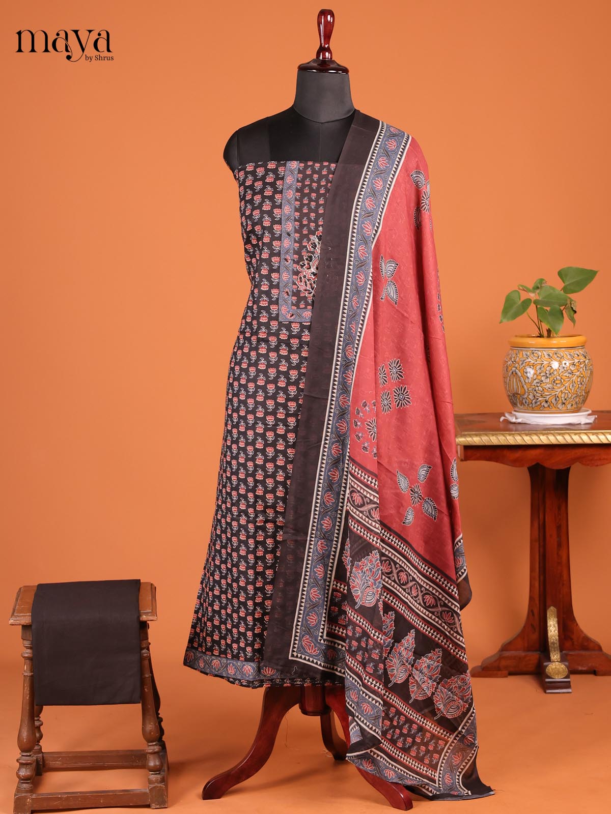 Black & Red - MDD21009 - Cotton salwar