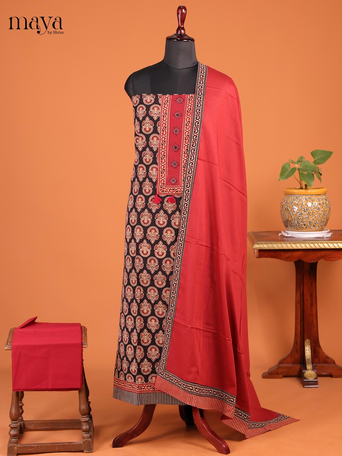 Black & Red - MDD21035 - Ajrakh Salwar