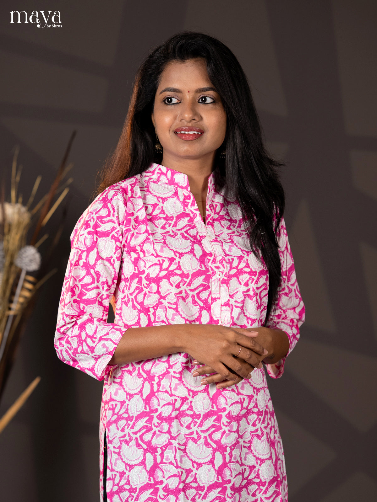 Pink Floral Printed Cotton Straight Kurti