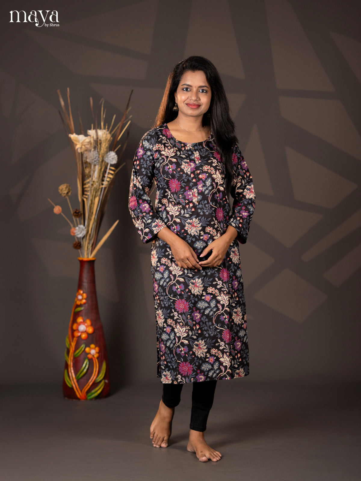 Black Floral Printed Cotton Straight Kurti