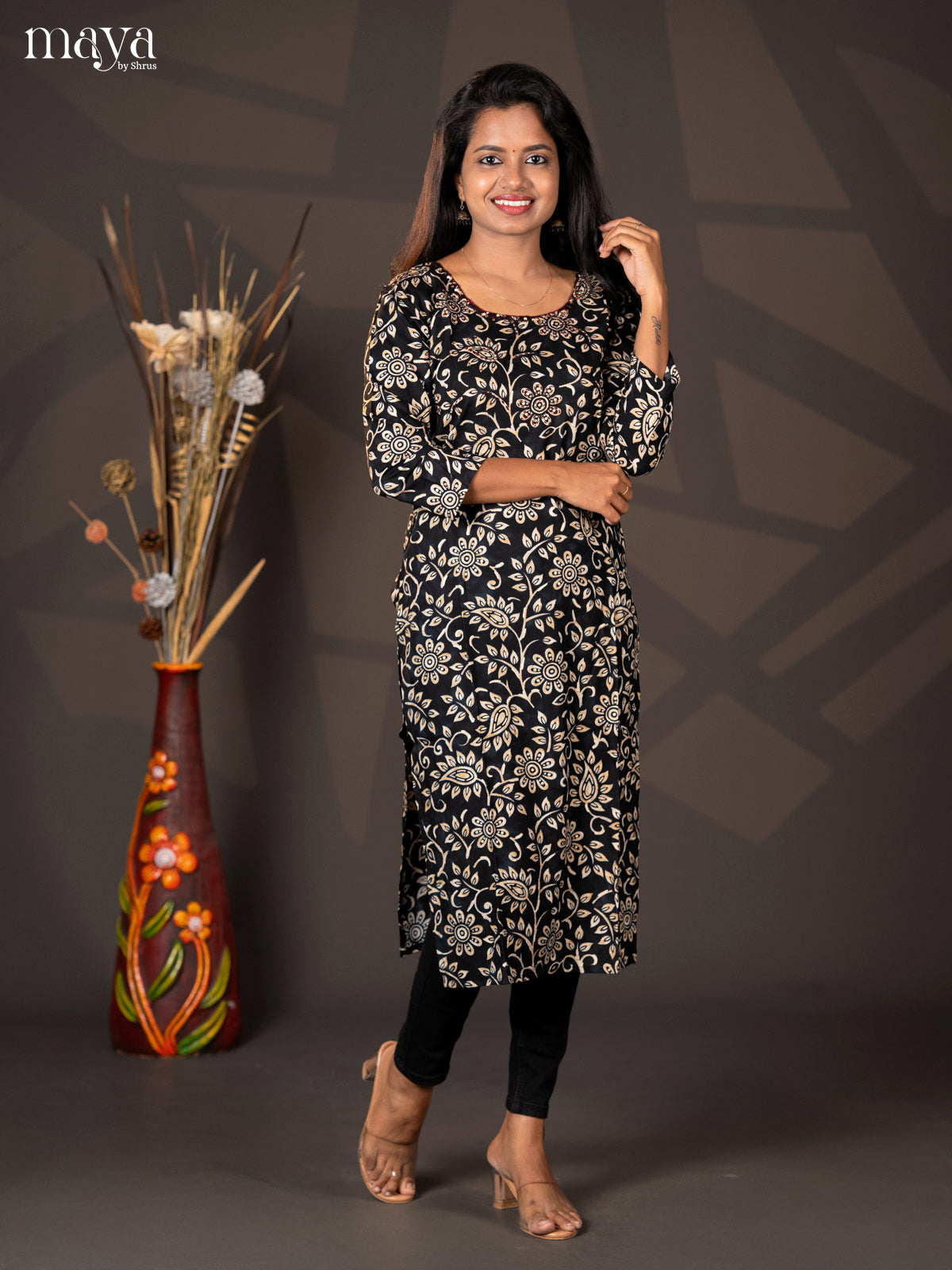 Black Floral Printed Rayon Straight Kurti