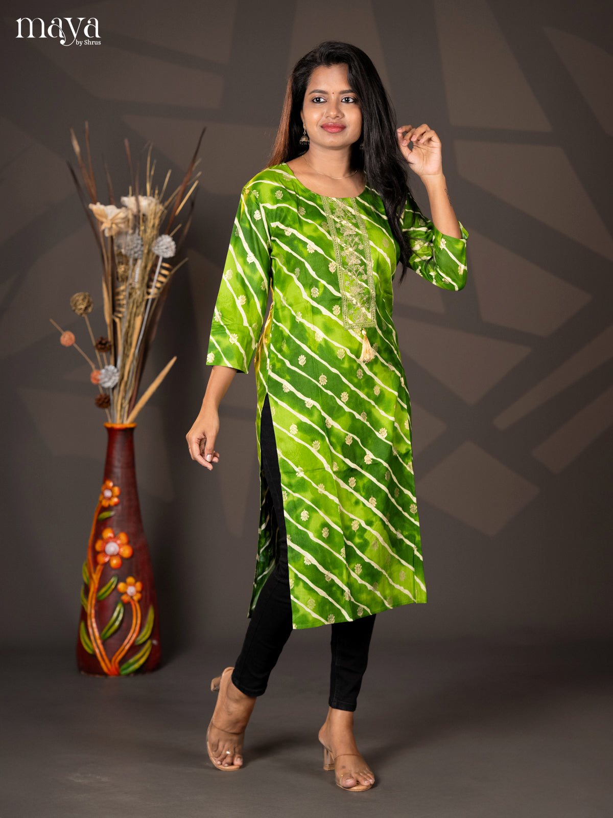 Green Embroidered Rayon Straight Kurti