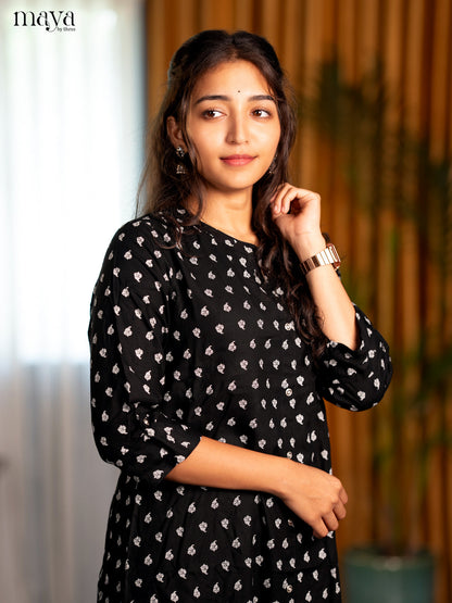 Black Floral Printed Rayon A- Line Kurti