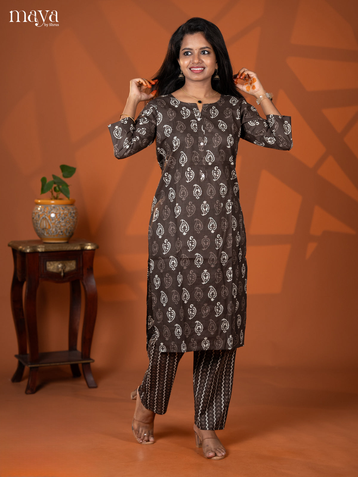 Brown Cotton 2pc Paisley Print Salwar Suit - Top & Bottom