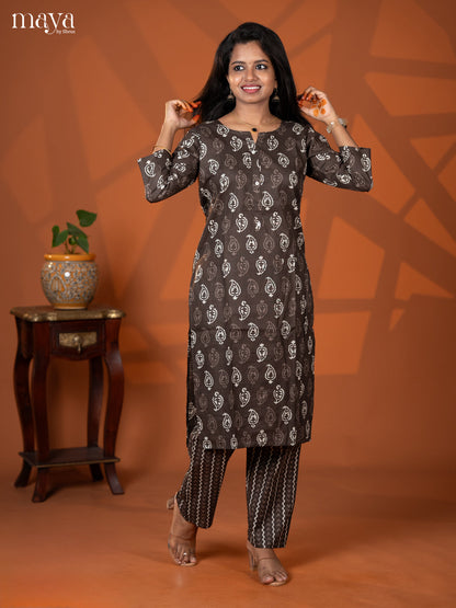 Brown Cotton 2pc Paisley Print Salwar Suit - Top & Bottom