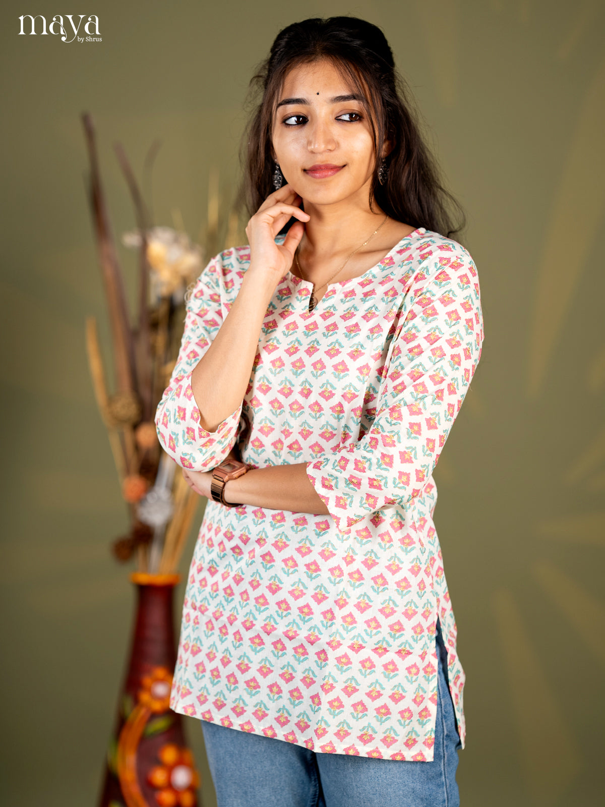 Cream with Pink Floral Printed Cotton Straight Short Kurta