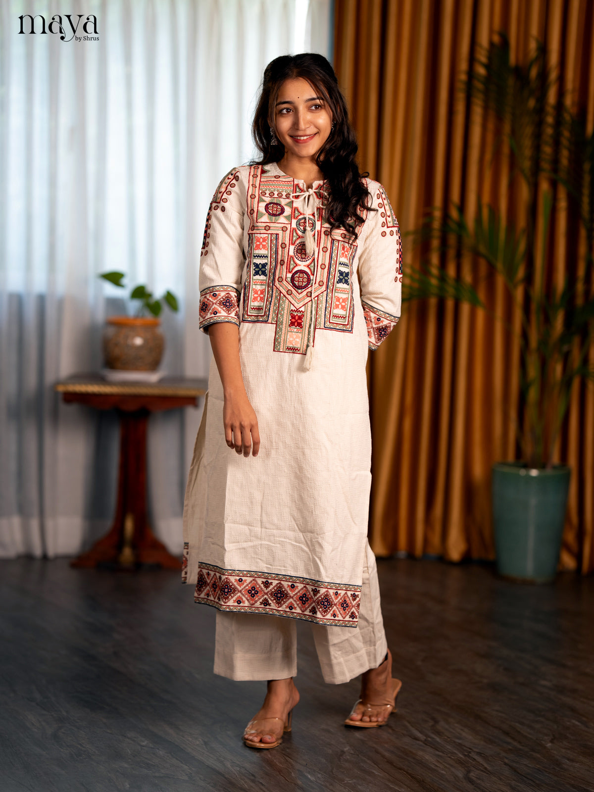 Off - White Cotton 2pc Embroidered Salwar Suit - Top & Bottom