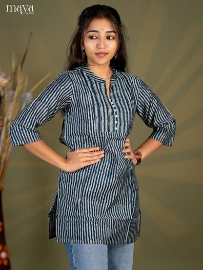 Peacock Blue Strip Printed Cotton Straight Short Kurta