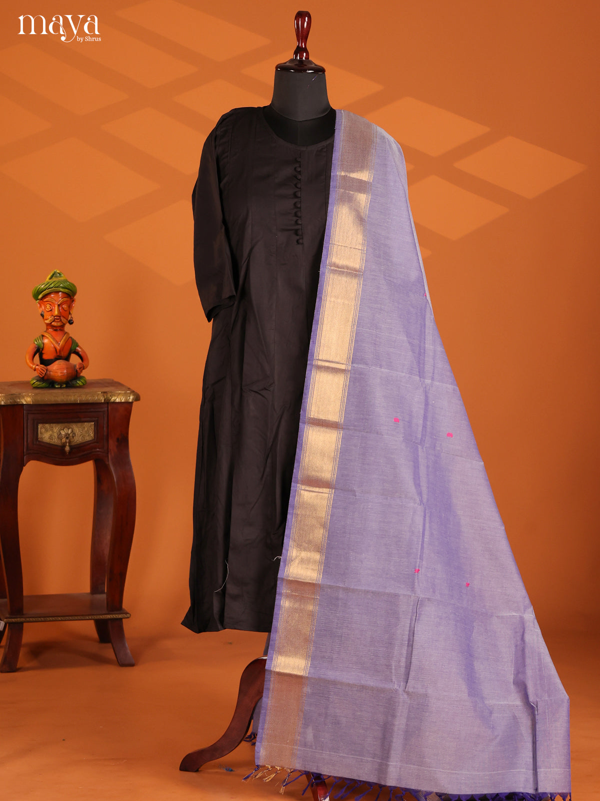 Lavender Chettinad Cotton Dupatta with thread buttas , zari border