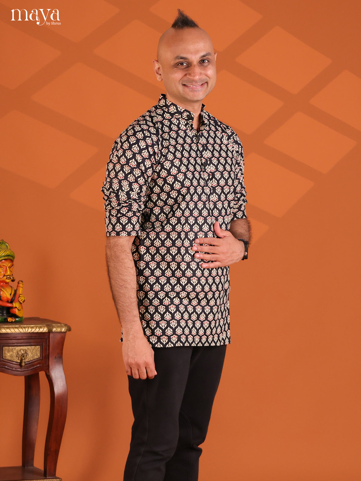 Black Cotton Floral Printed Short Men Kurta
