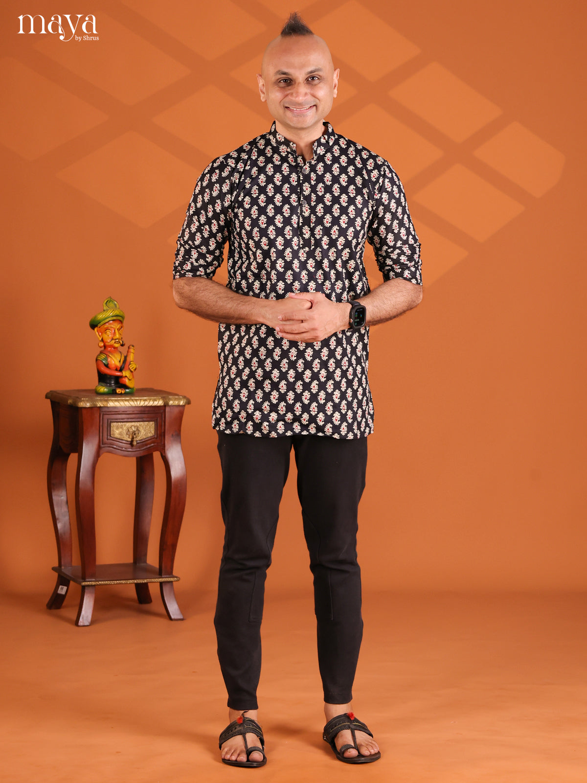 Black Cotton Pasiley Printed Short Men Kurta