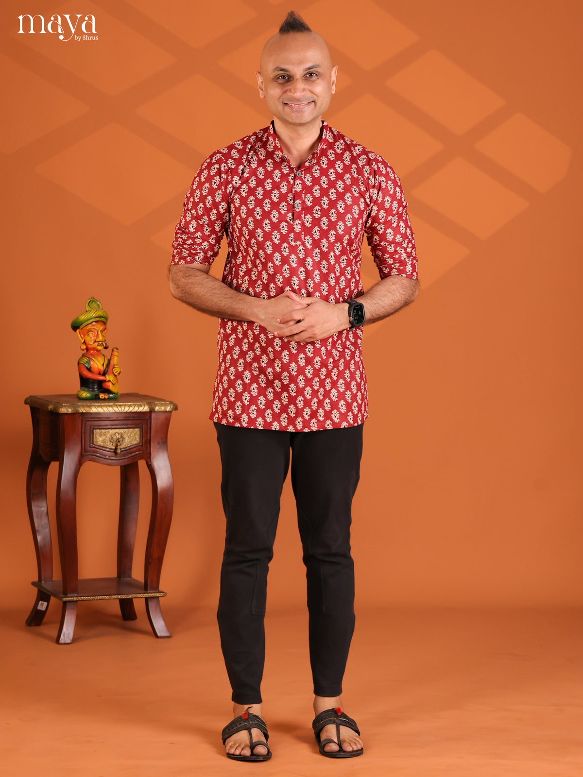 Maroon Cotton Pasiley Printed Short Men Kurta