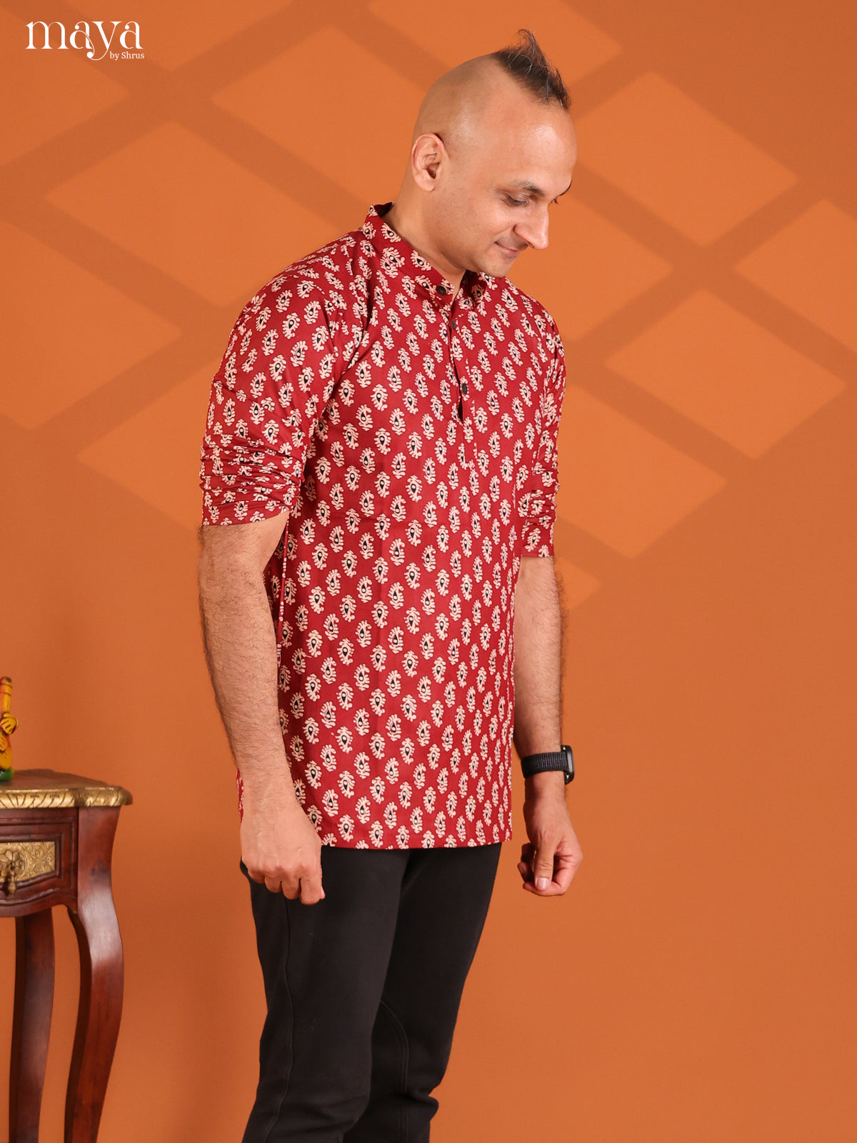 Maroon Cotton Pasiley Printed Short Men Kurta
