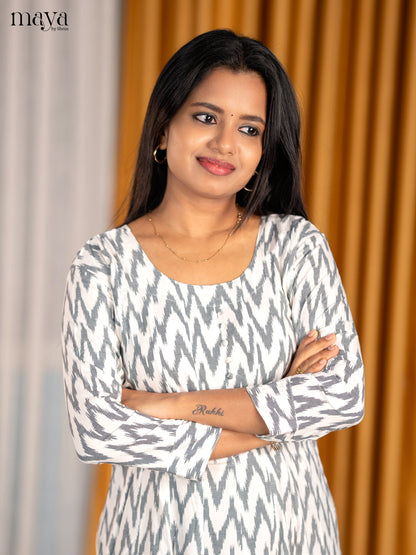 MDH13032-Readymade Kurti