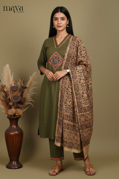 MDI06086-Readymade 3 Piece