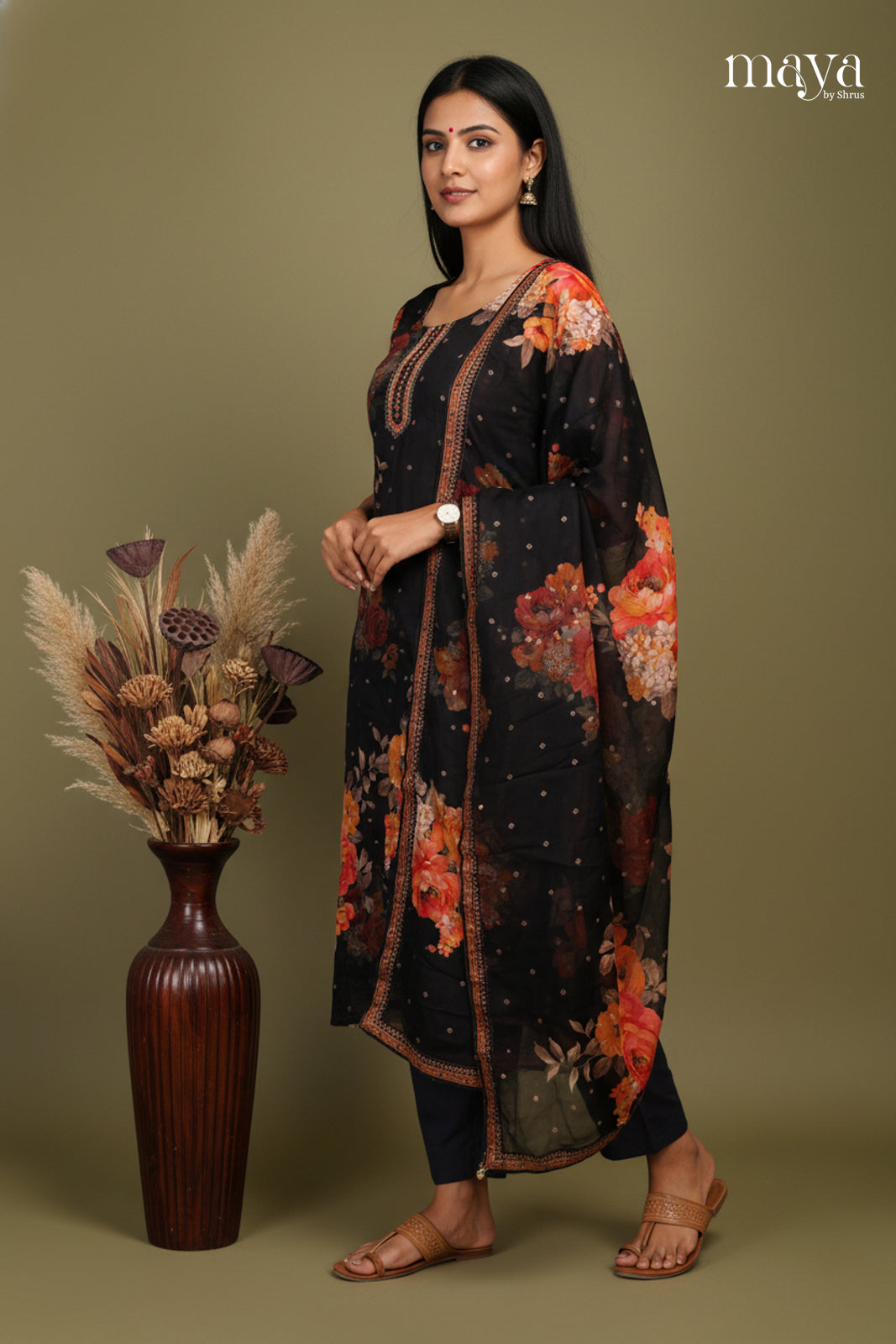 Black- Floral printed Readymade 3 Piece Salwar Suit